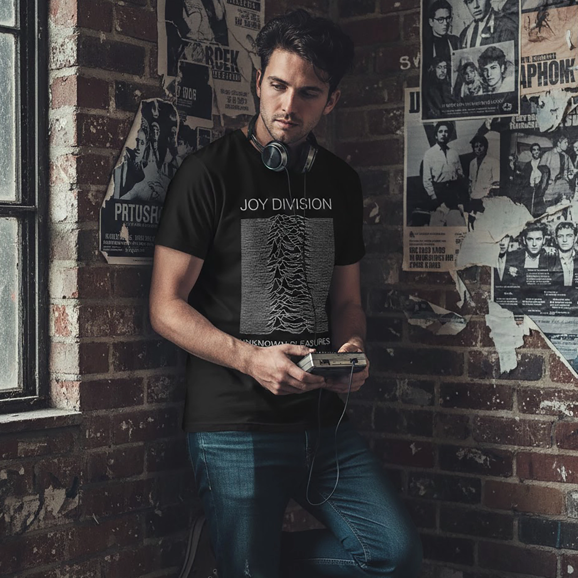 Joy Division - Unknown Pleasures T-Shirt - Image 4